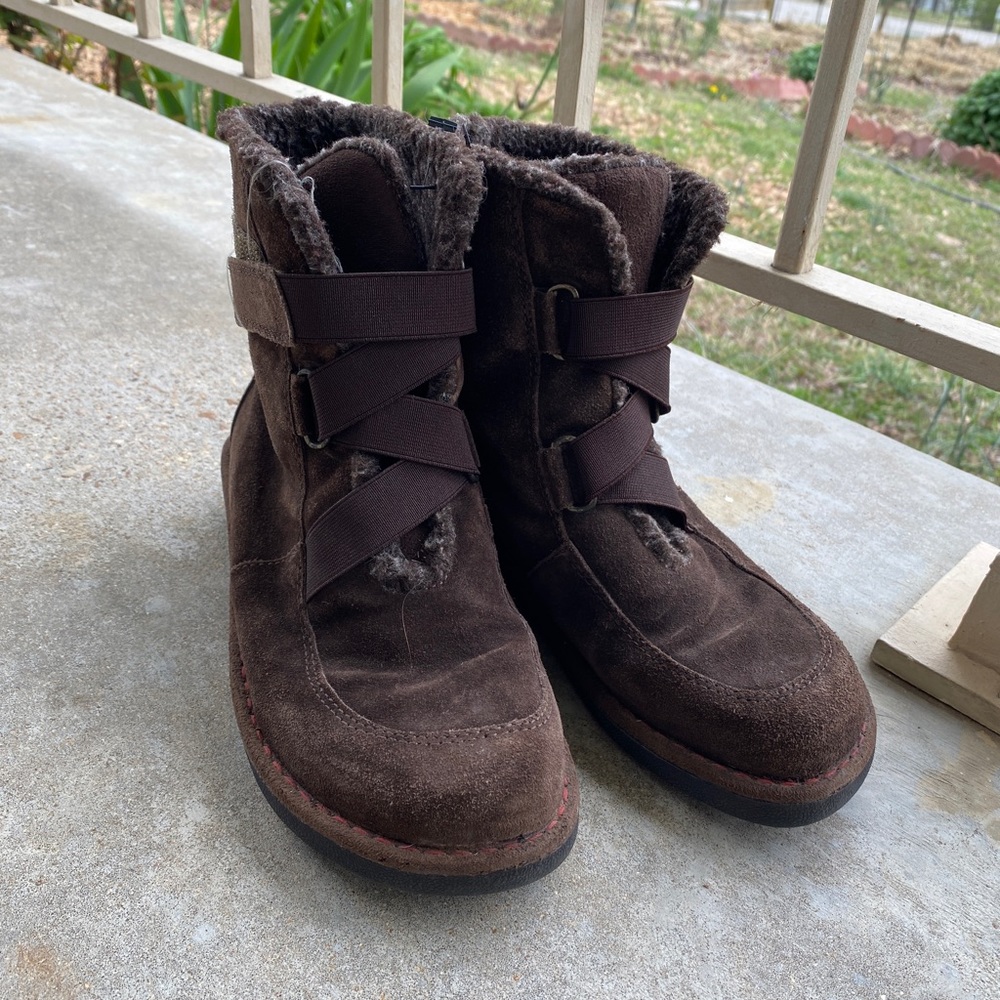 Earth shoes boots